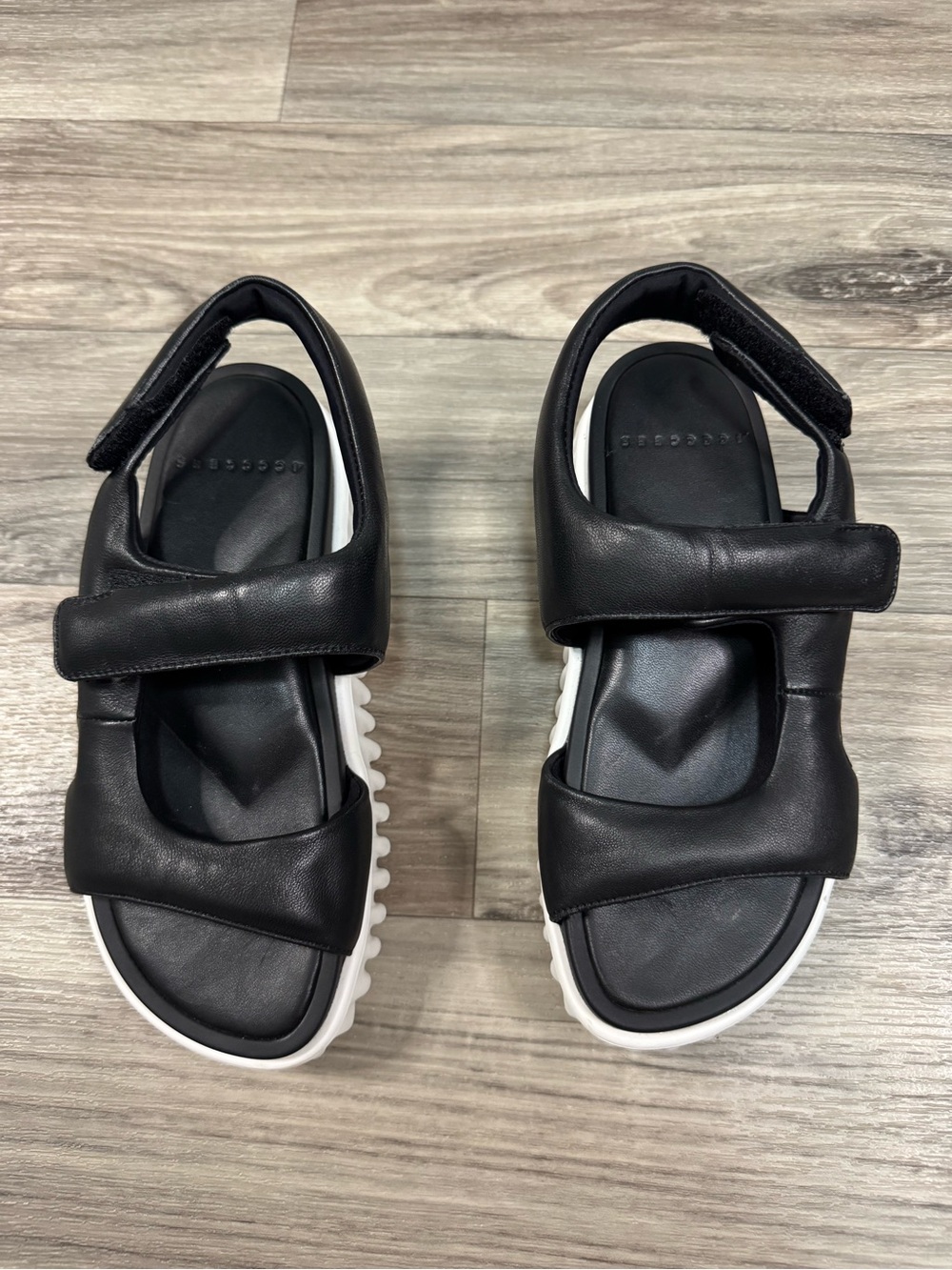 4CCCCEES Waffo Pure Sandals in Black Size 37